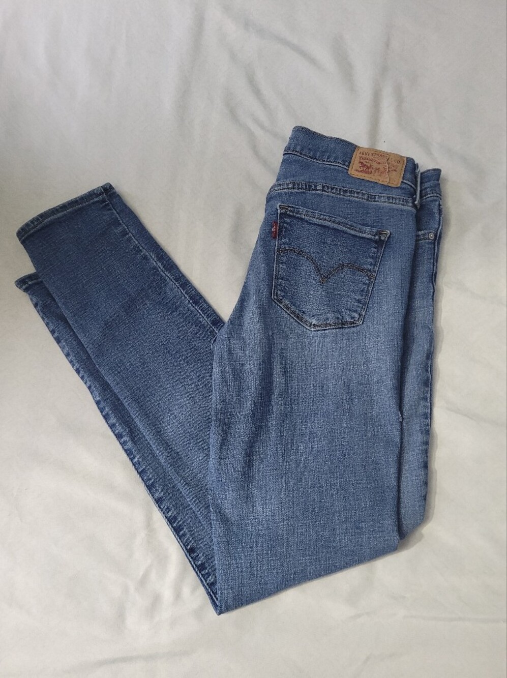 Levi's Womens Red Tab Shaping Skinny Light Blue Denim Jeans
